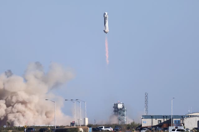 <p>Blue Origin's rocket New Shepard blasts off near Van Horn, Texas</p>