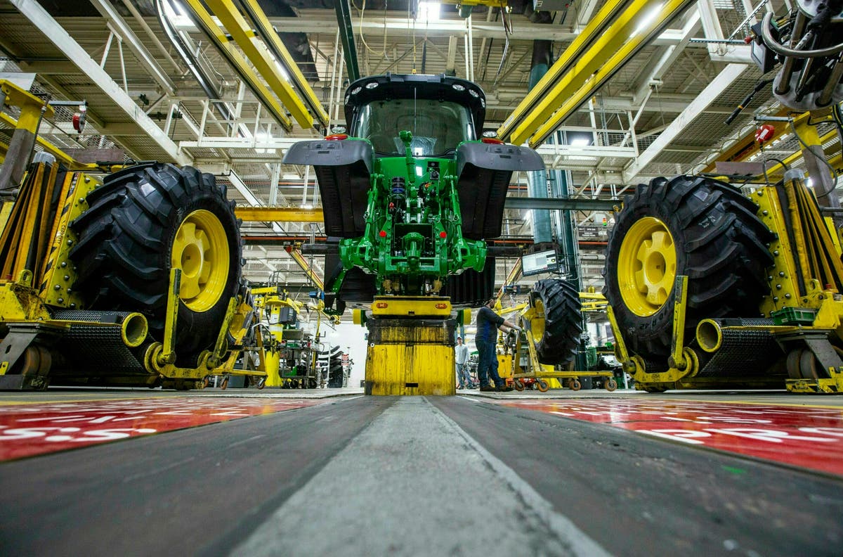 Deere & Co. workers go on strike after rejecting contract