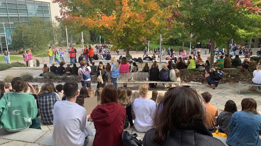 A peaceful sit-in protest, opposing ESFL, took place on 13 October