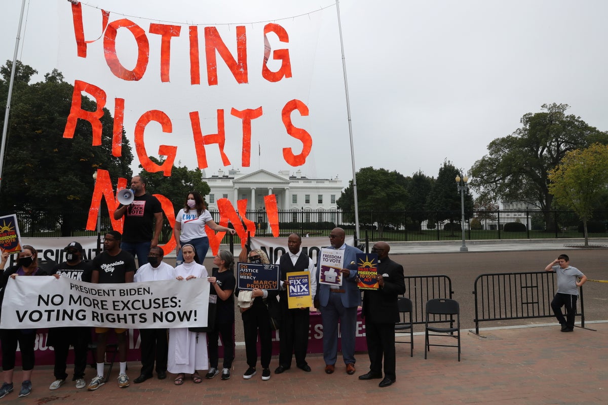 Senate Democrats to press ahead with voting rights bill despite likely ...