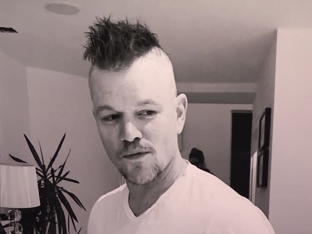 <p>Matt Damon with a Mohawk, in a photograph taken by his wife and shared on ‘The Tonight Show’</p>