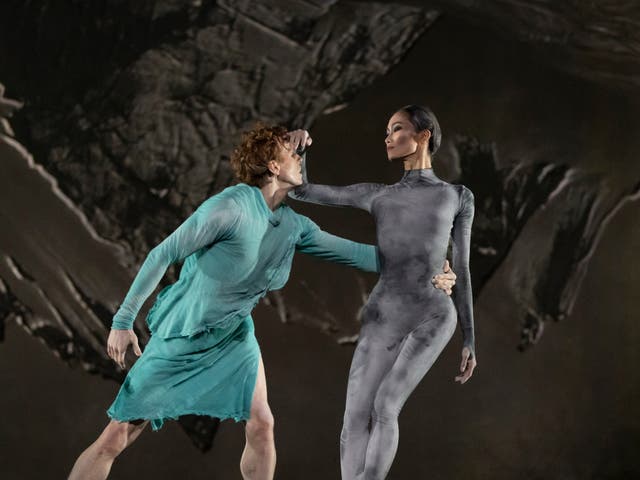 <p>Edward Watson and Fumi Kaneko in ‘The Dante Project', The Royal Ballet</p>