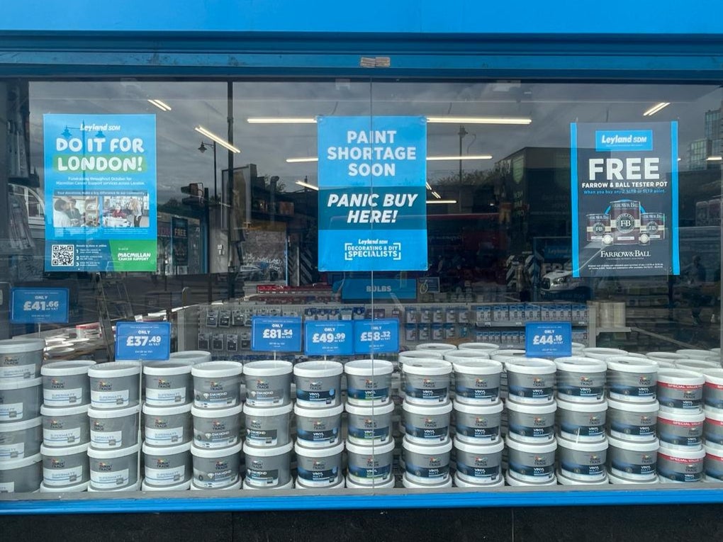 A ‘paint shortage’ poster in a Leyland SDM shop window