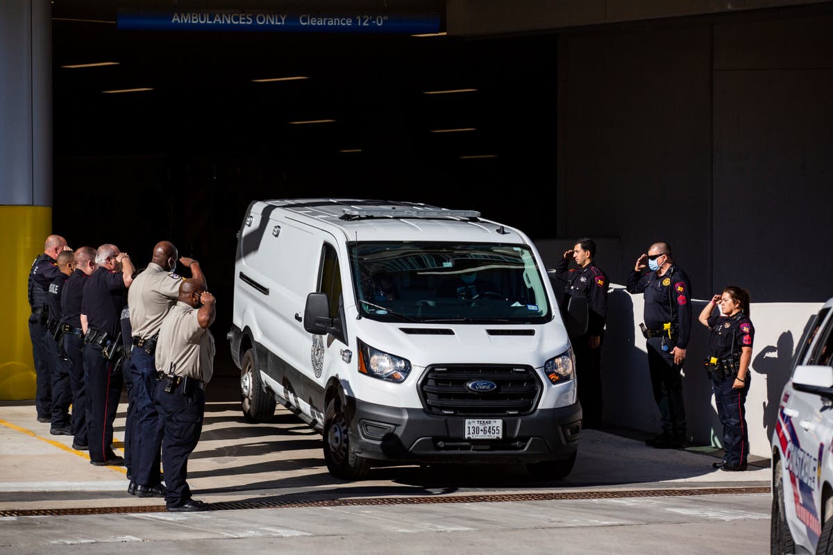 Police 1 deputy killed, 2 wounded in ambush at Houston bar The