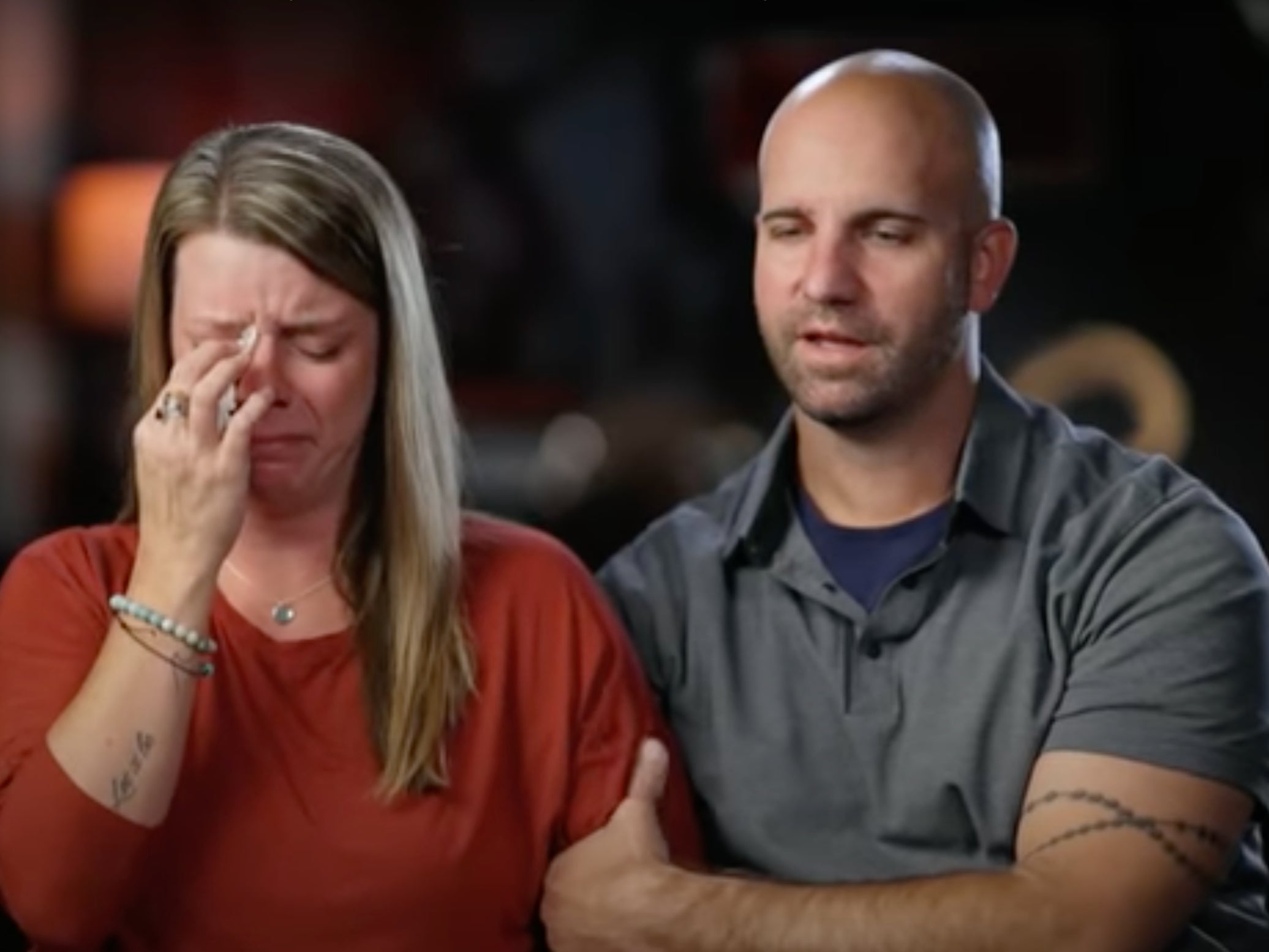 Jim y Nicole Schmidt, los padres de Gabby Petito, hablando con 60 Minutes de Australia