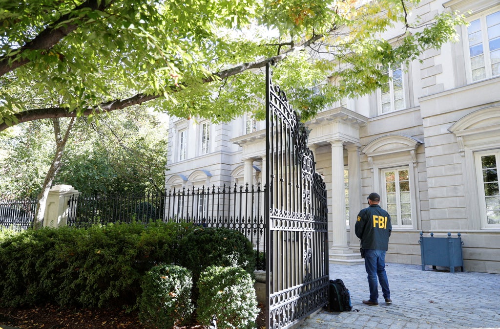 Oleg Deripaska: FBI activity outside DC home of Russian oligarch, report says