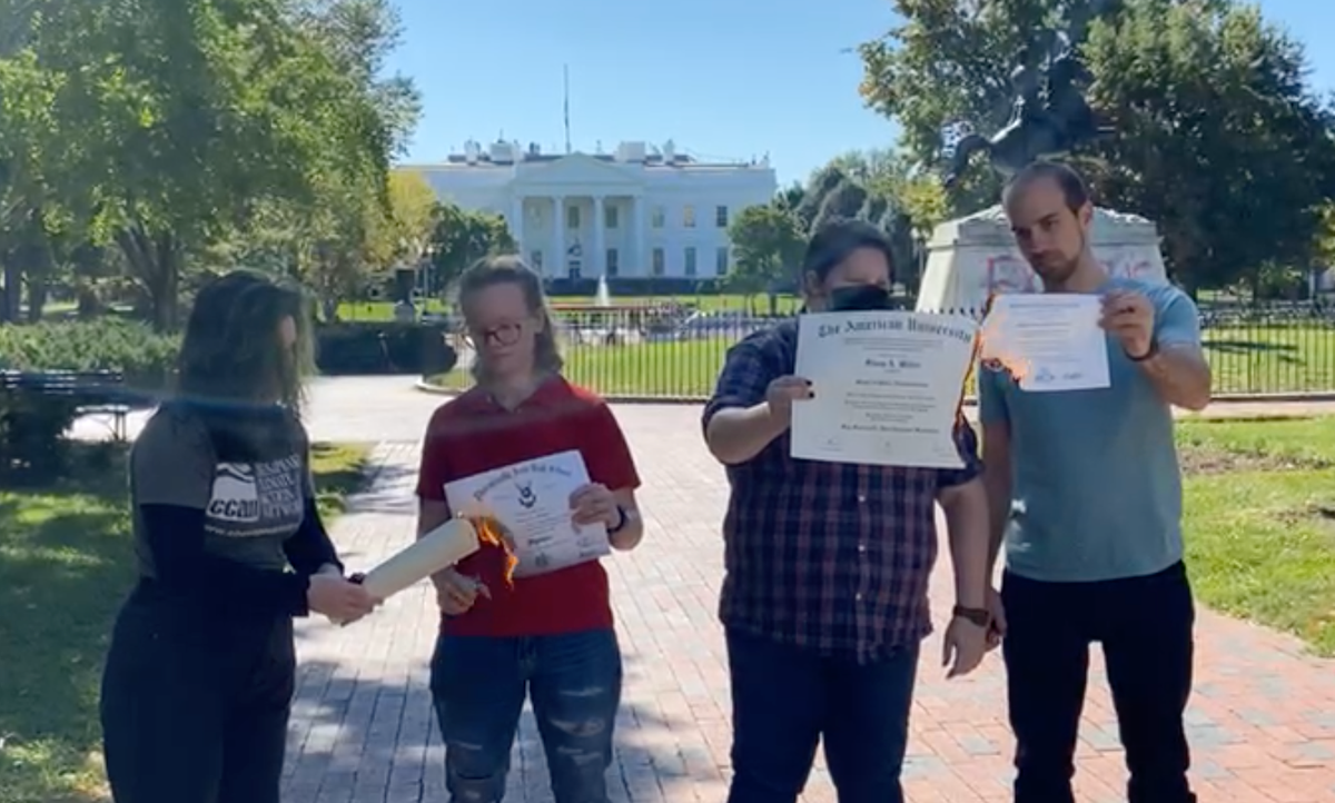 ‘Don’t burn our future’: Climate activists light diplomas on fire outside White House ‘Don’t burn our future’: Climate activists light diplomas on fire outside White House