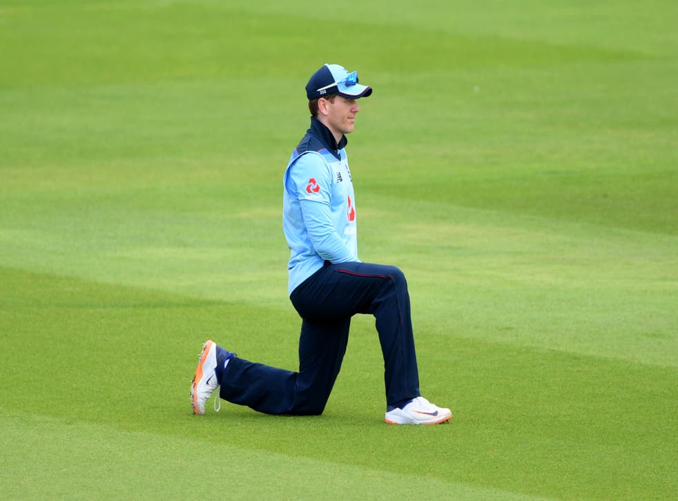 Eoin Morgan’s England knelt before each of their three matches against Ireland in summer last year (Mike Hewitt/PA)
