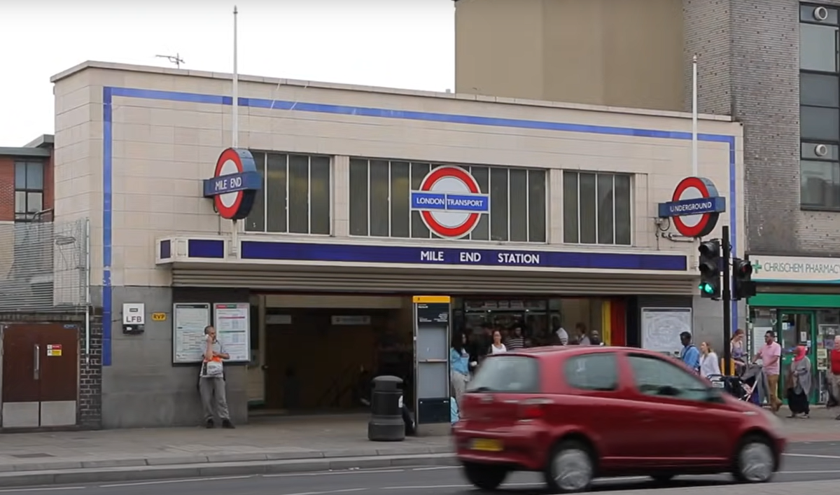 Mile End stabbing: Man arrested after three stabbed on London bus