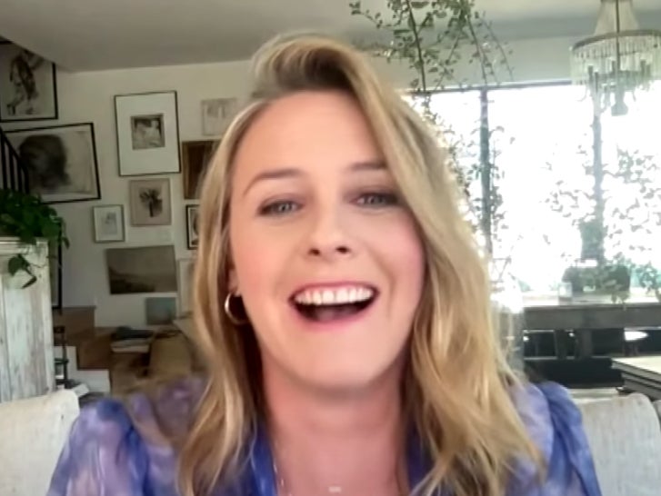 Alicia Silverstone reveals she was kicked off a dating app twice