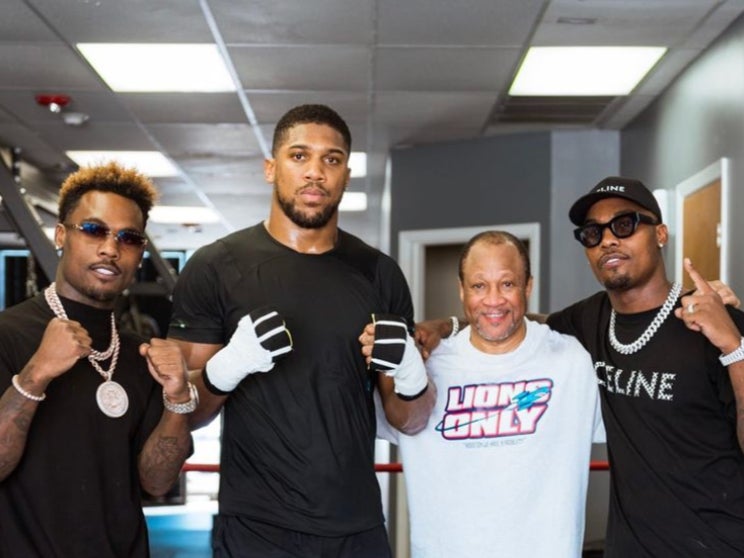 Anthony Joshua with Ronnie Shields and the Charlo twins