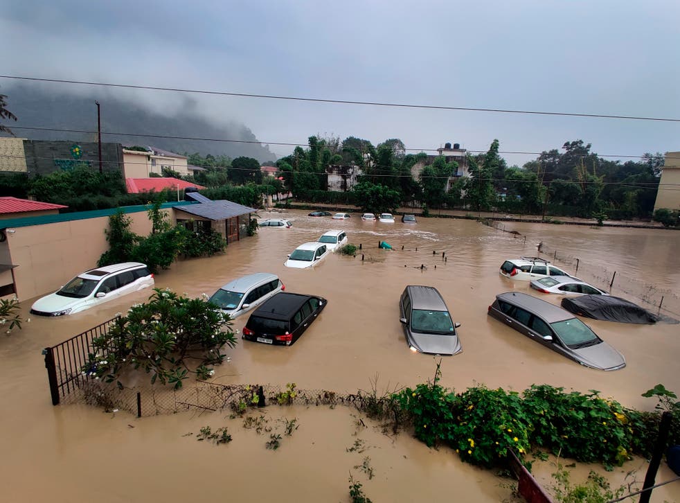 ASI-GEN INDIA-INUNDACIONES