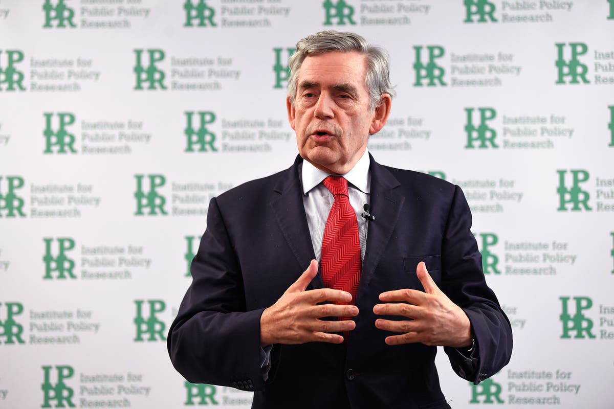 Gordon Brown: Countries treating $100bn climate target ‘like organising whip-round charity fundraiser’ Gordon Brown: Countries treating $100bn climate target ‘like organising whip-round charity fundraiser’