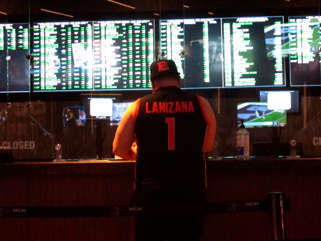 NJ breaks own monthly sports betting record: $1.3B in bets
