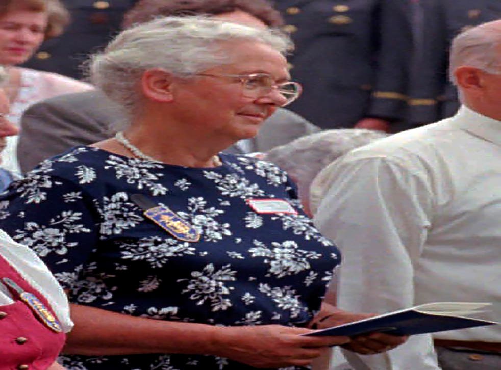 LORLI VON TRAPP CAMPBELL-DECESO