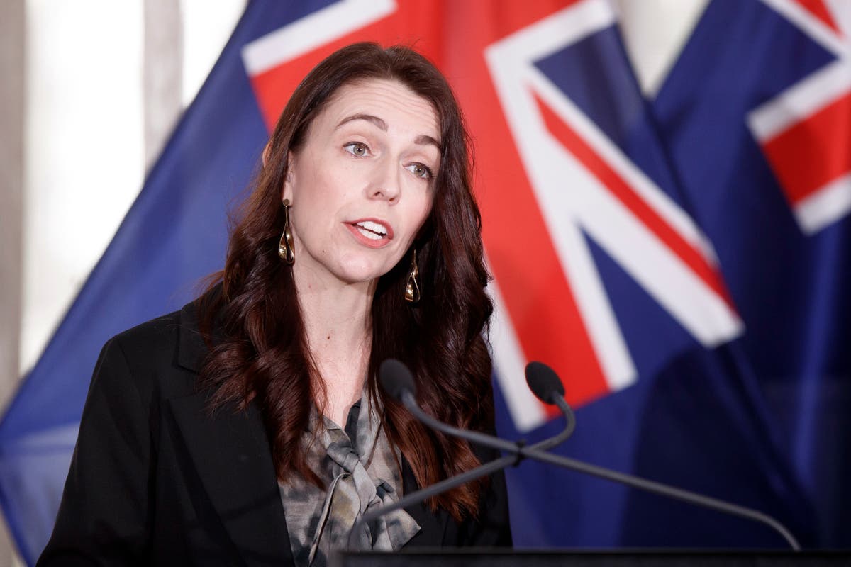 New Zealand sets 90% vaccination target to end lockdowns