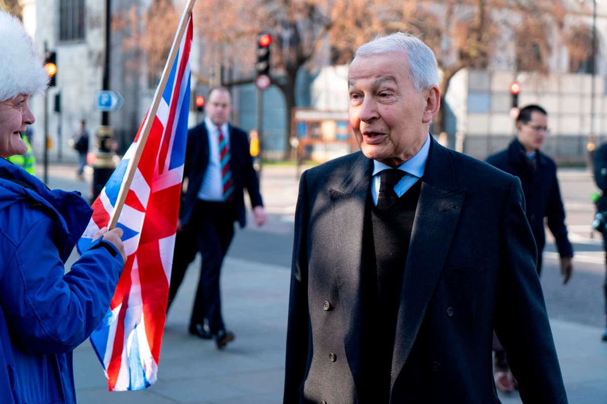 Terminally ill former MP Frank Field announces his support for assisted dying law