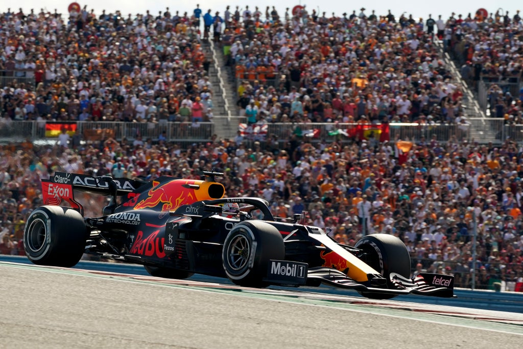 Lewis Hamilton suffers title blow as Max Verstappen holds on for US victory