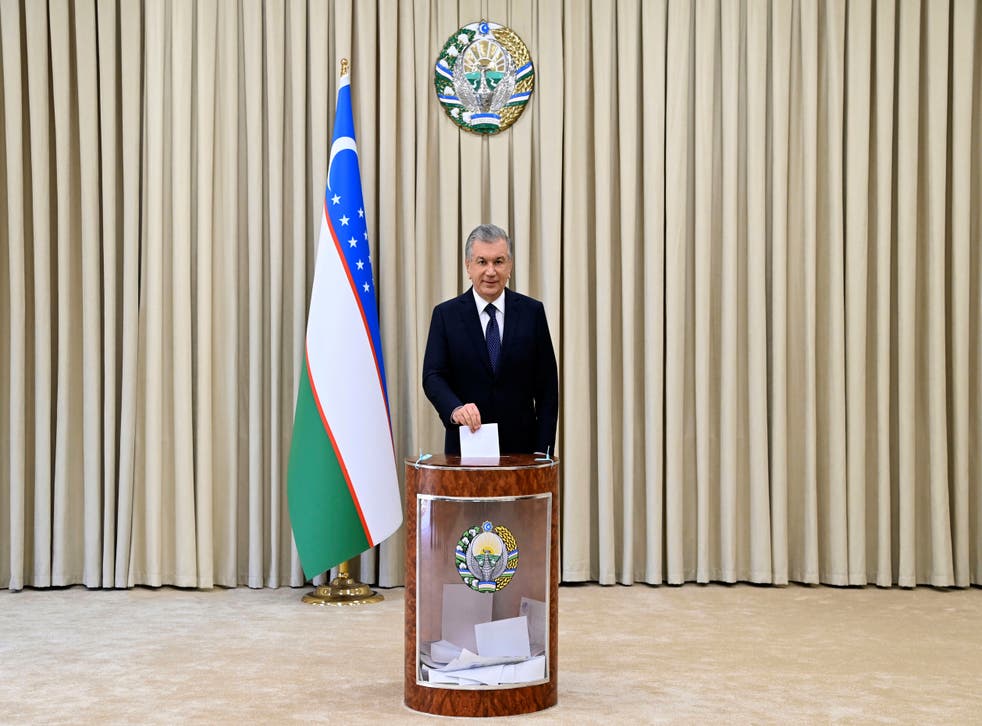 UZBEKISTAN-ELECCIONES