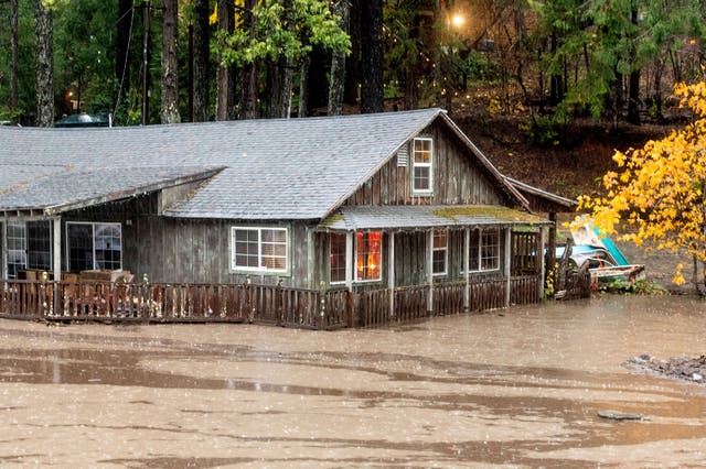 CALIFORNIA-TORMENTAS