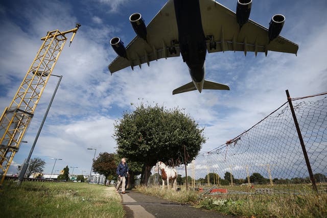 <p>The principal obstacle to a new runway at Heathrow airport is noise, and electrically powered aircraft would go some way to reducing this </p>
