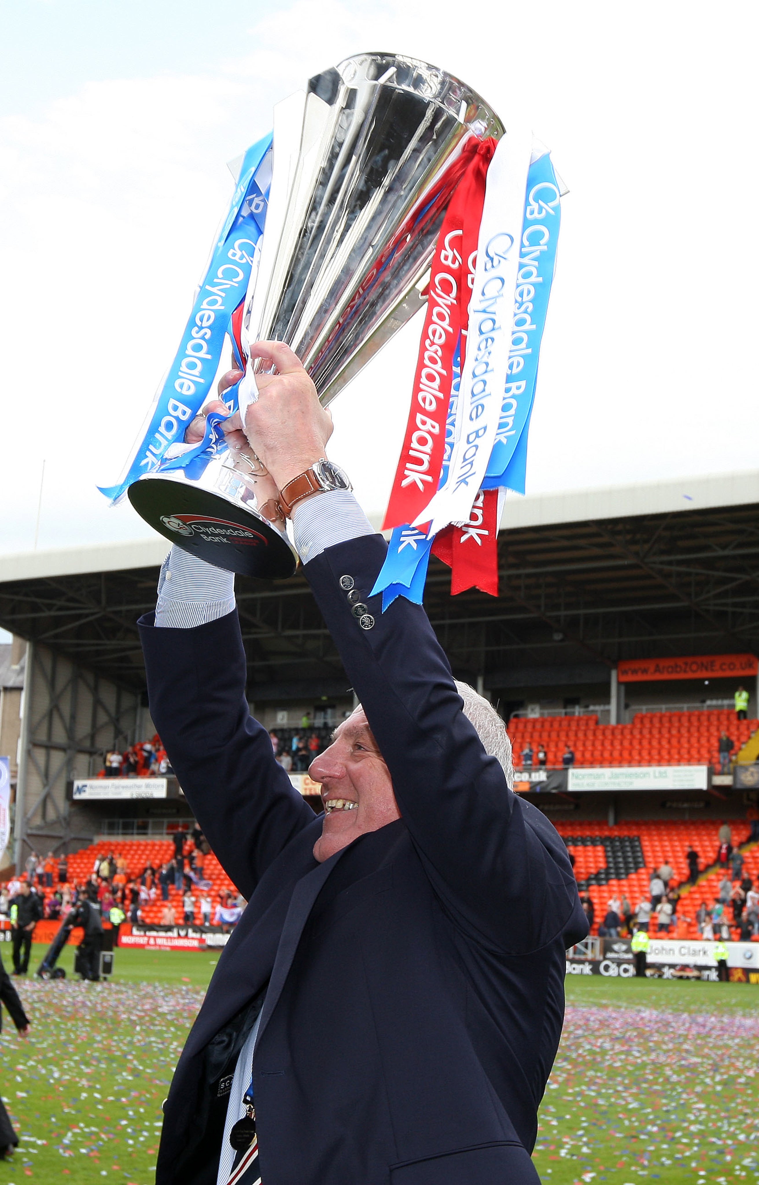 Smith won a total of 21 trophies during two spells of managing the Glasgow club