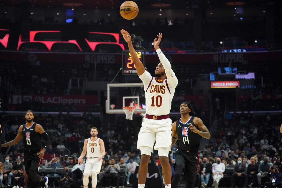 Cavs ganan 9279 a Clippers, rompen una larga mala racha Independent