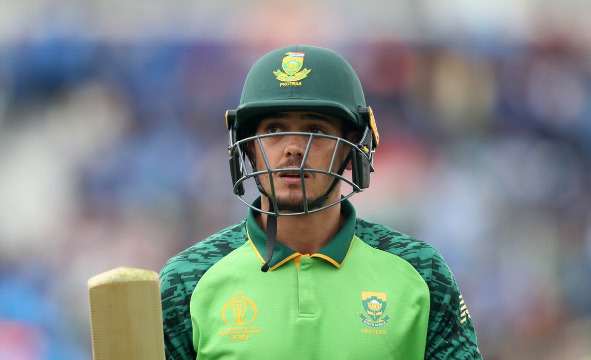 Quinton De Kock apologises to South Africa team-mates over refusal to take knee
