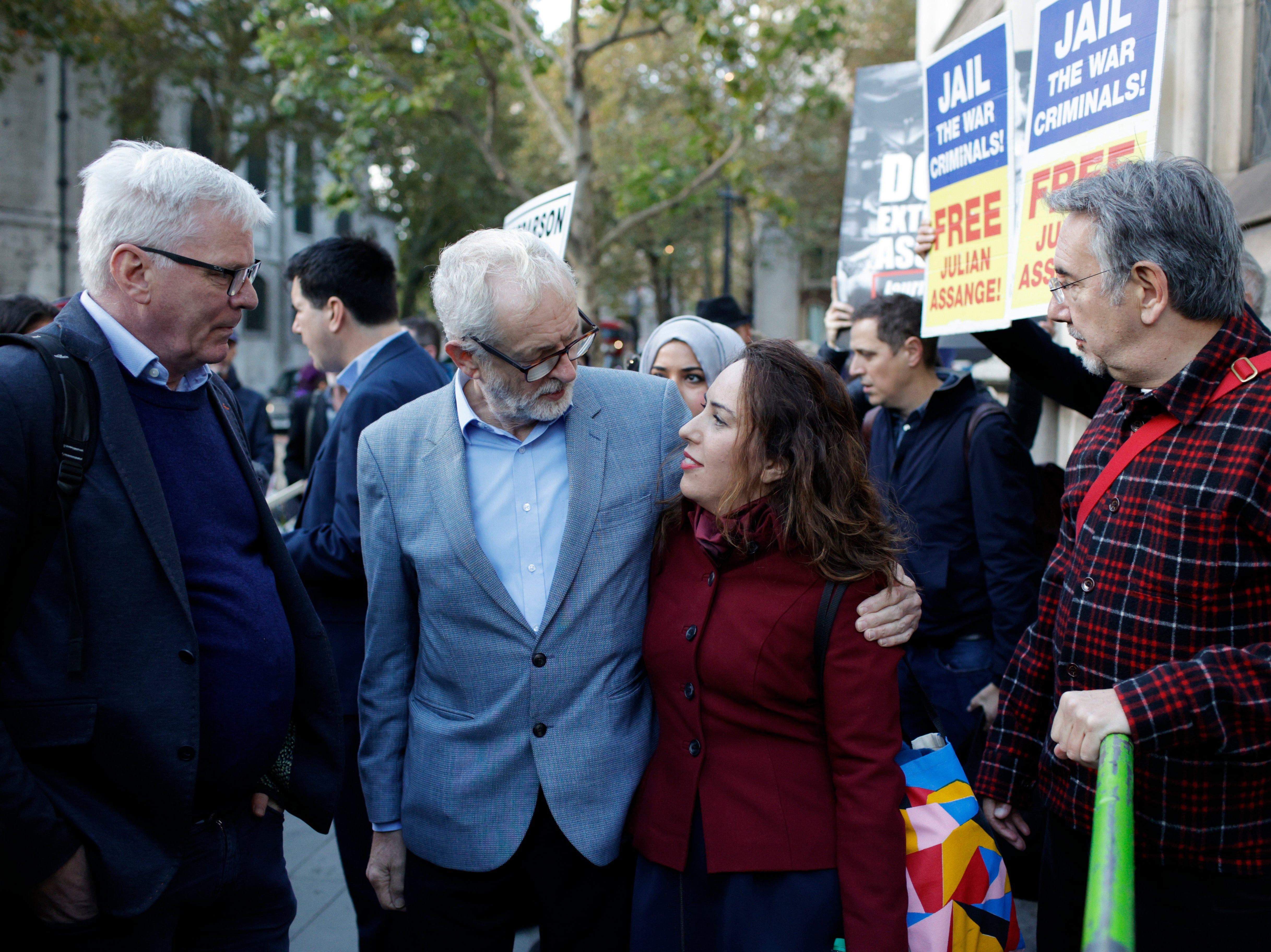 (L-R) WikiLeaks editor-in-chief Kristinn Hrafnsson, former Labour leader Jeremy Corbyn and Julian Assange’s partner Stella Moris