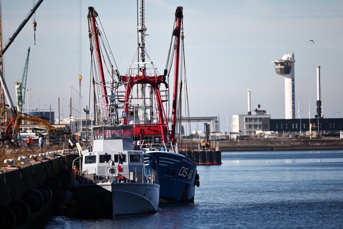 UK government summons French ambassador as row over fishing boats escalates