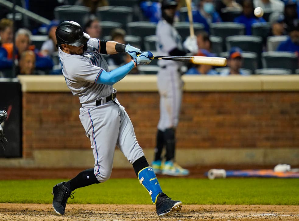 MARLINS-ROJAS