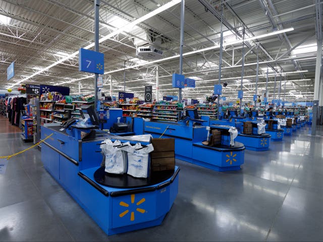 Walmart ha elevado su salario por hora a $ 13