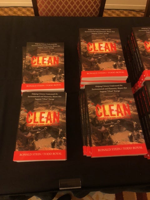 Books, pamphlets and other literature at the Heartland Institute’s October climate-change conference in Las Vegas sought to deconstruct mainstream arguments and established research