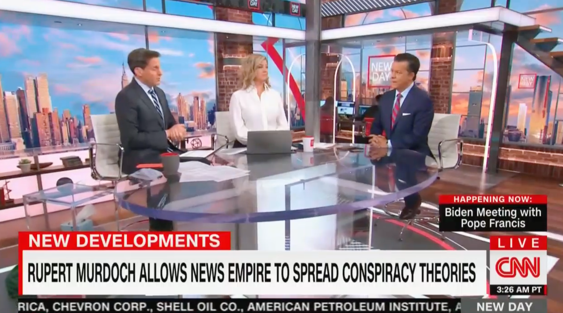 <p>Los presentadores, junto con el analista político John Avlon, estaban discutiendo el nuevo programa de conspiración de estilo documental de <a href="/tag/tucker-carlson">Tucker Carlson</a> del 6 de enero llamado<em> Patriot Purge.</em></p>