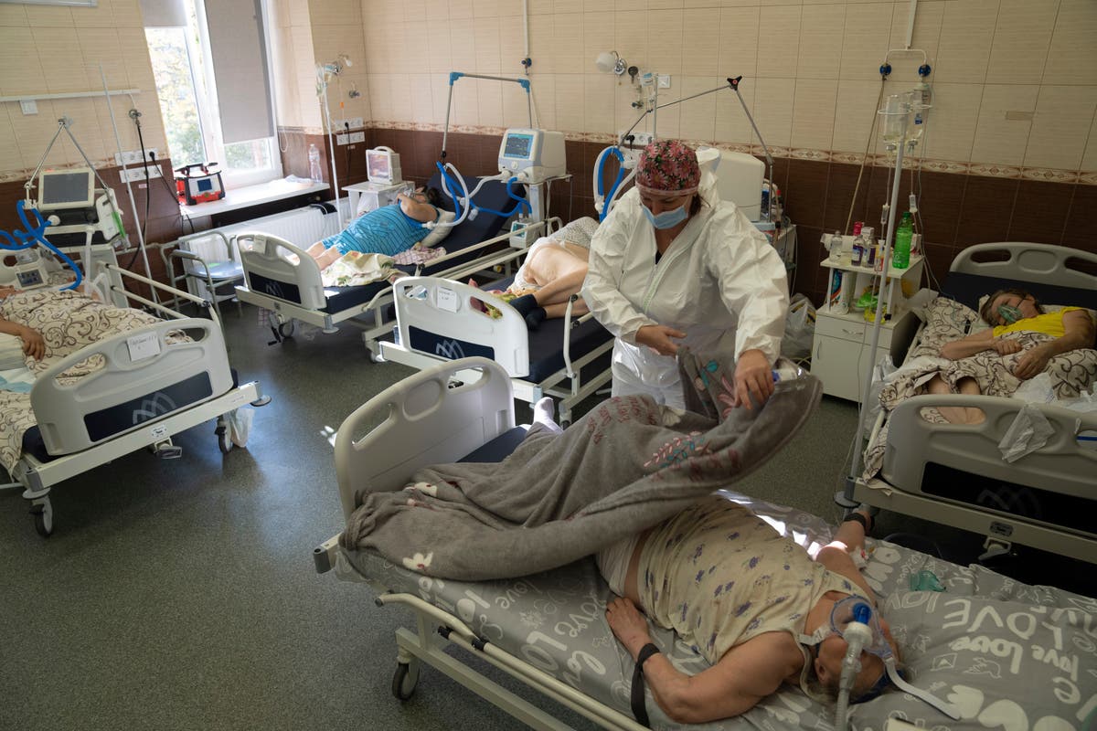 Украина страдает. Умирание больного в больнице.
