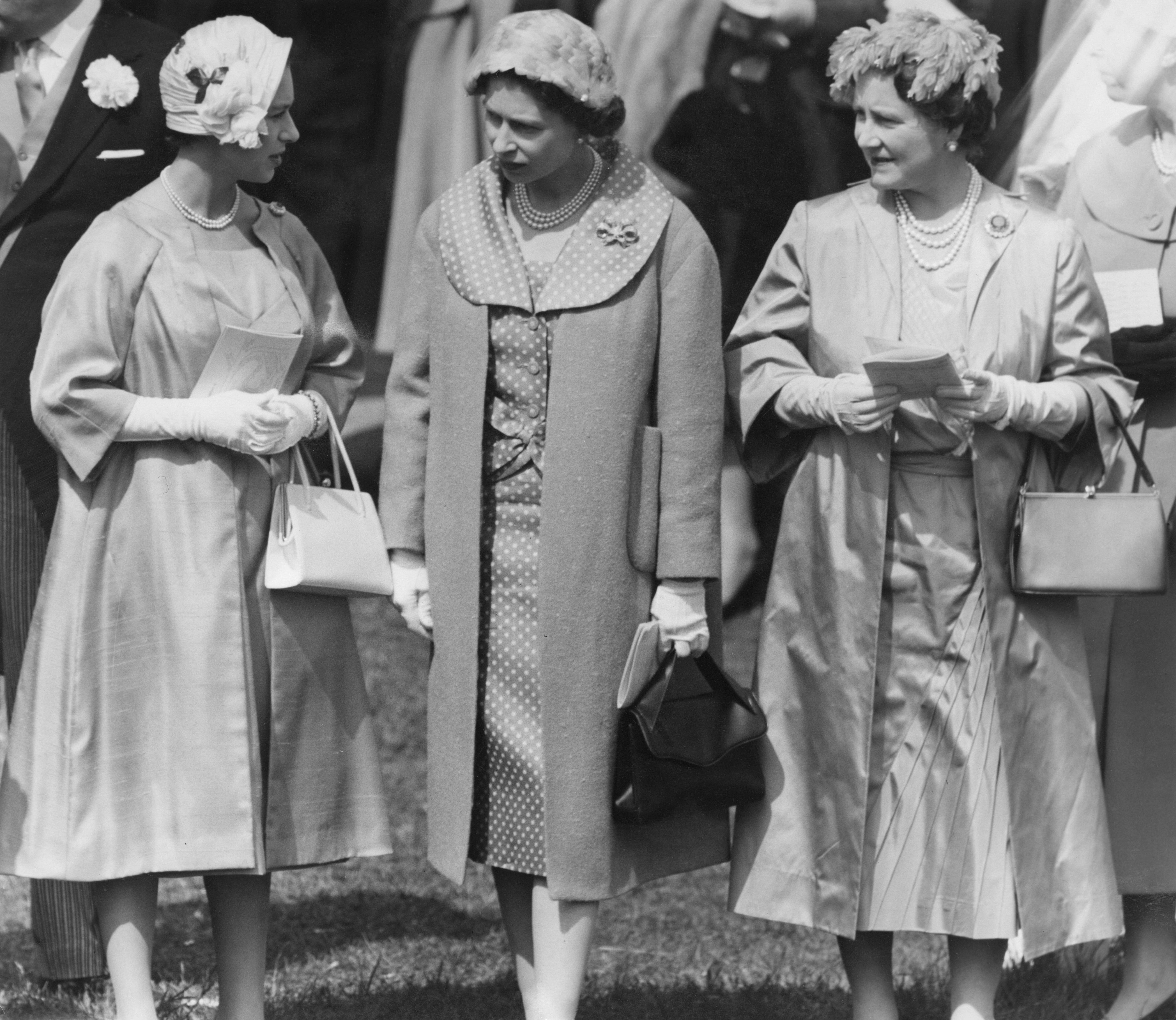 (L-R) Princess Margaret, Queen Elizabeth II and the Queen Mother in June 1958
