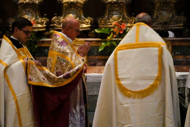 Vatica Latin Mass
