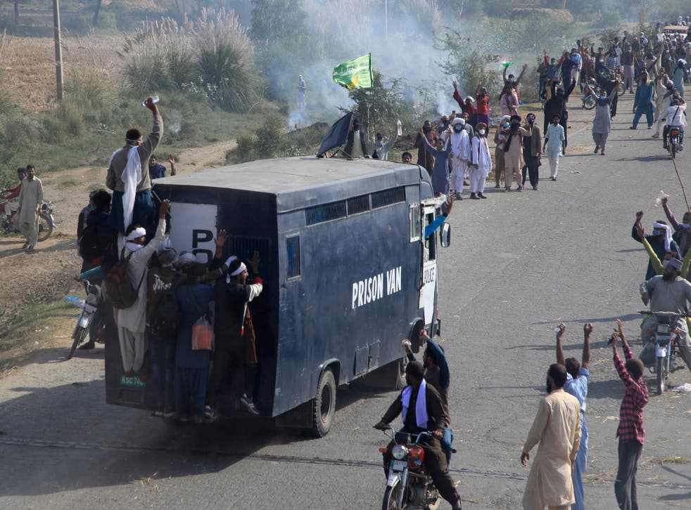 PAKISTAN ISLAMISTAS