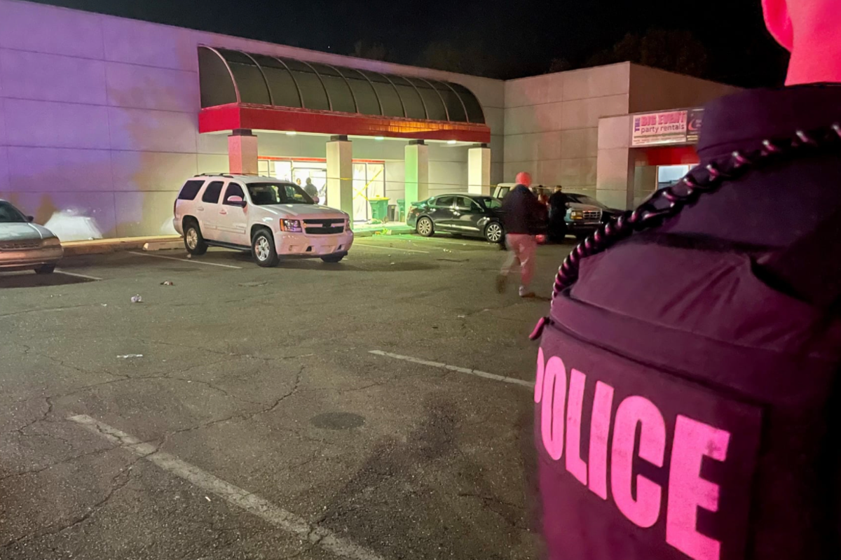 One dead and nine injured at Halloween party shooting | The Independent