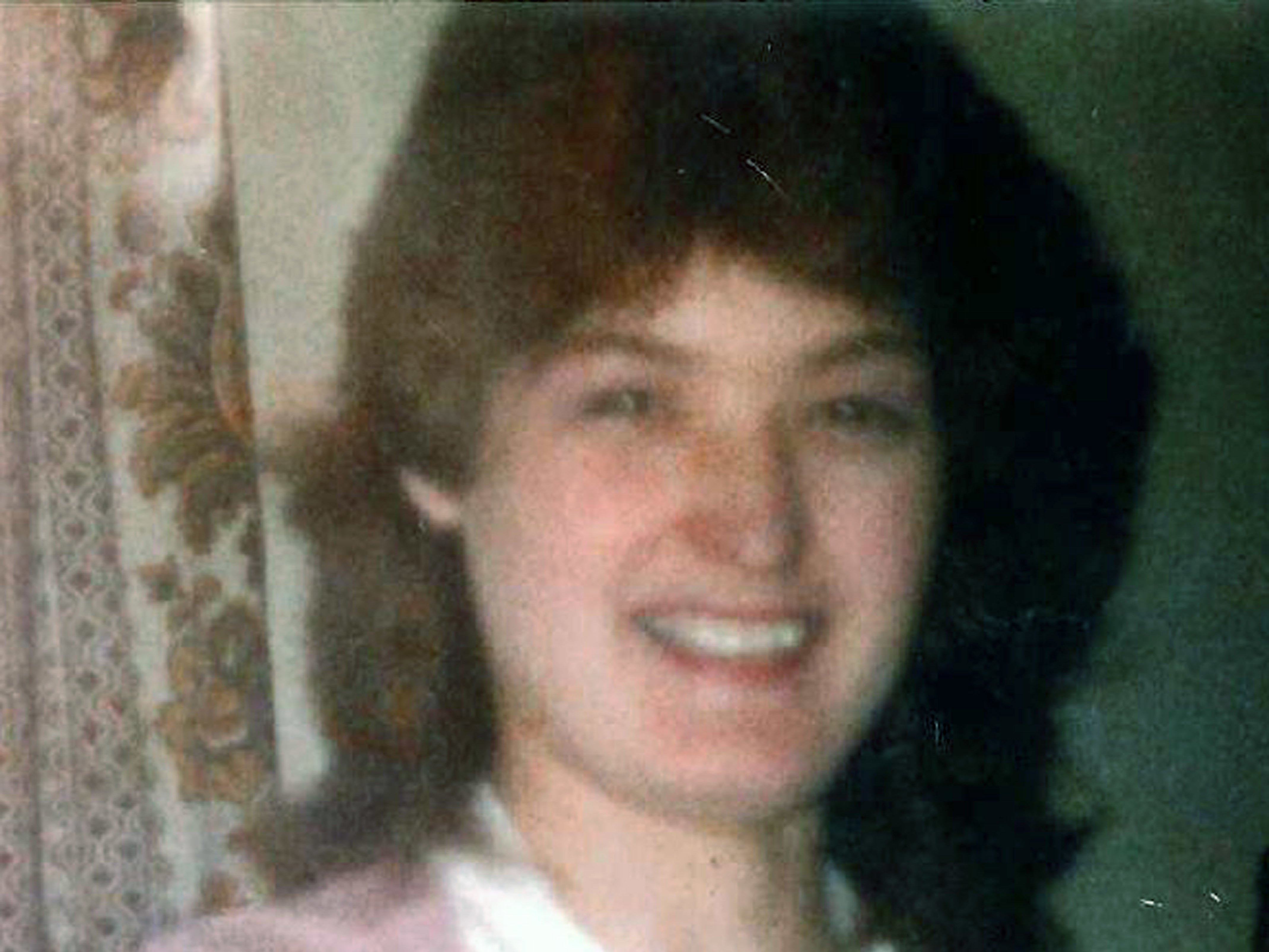 Wendy Knell, 25, was found dead in her flat in Tunbridge Wells, Kent, in June 1987