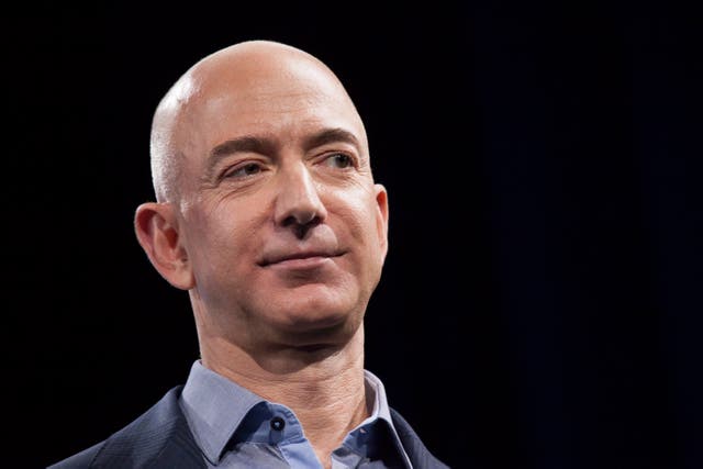 Según los informes, el personal de Jeff Bezos rechazó los trucos o golosinas en Halloween