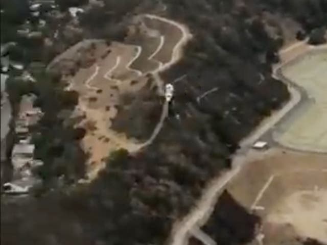 <p>LAPD helicopter footage of an apparent balloon sighting </p>