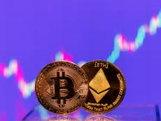 Crypto market hits record high as bitcoin, Ethereum and Solana surge