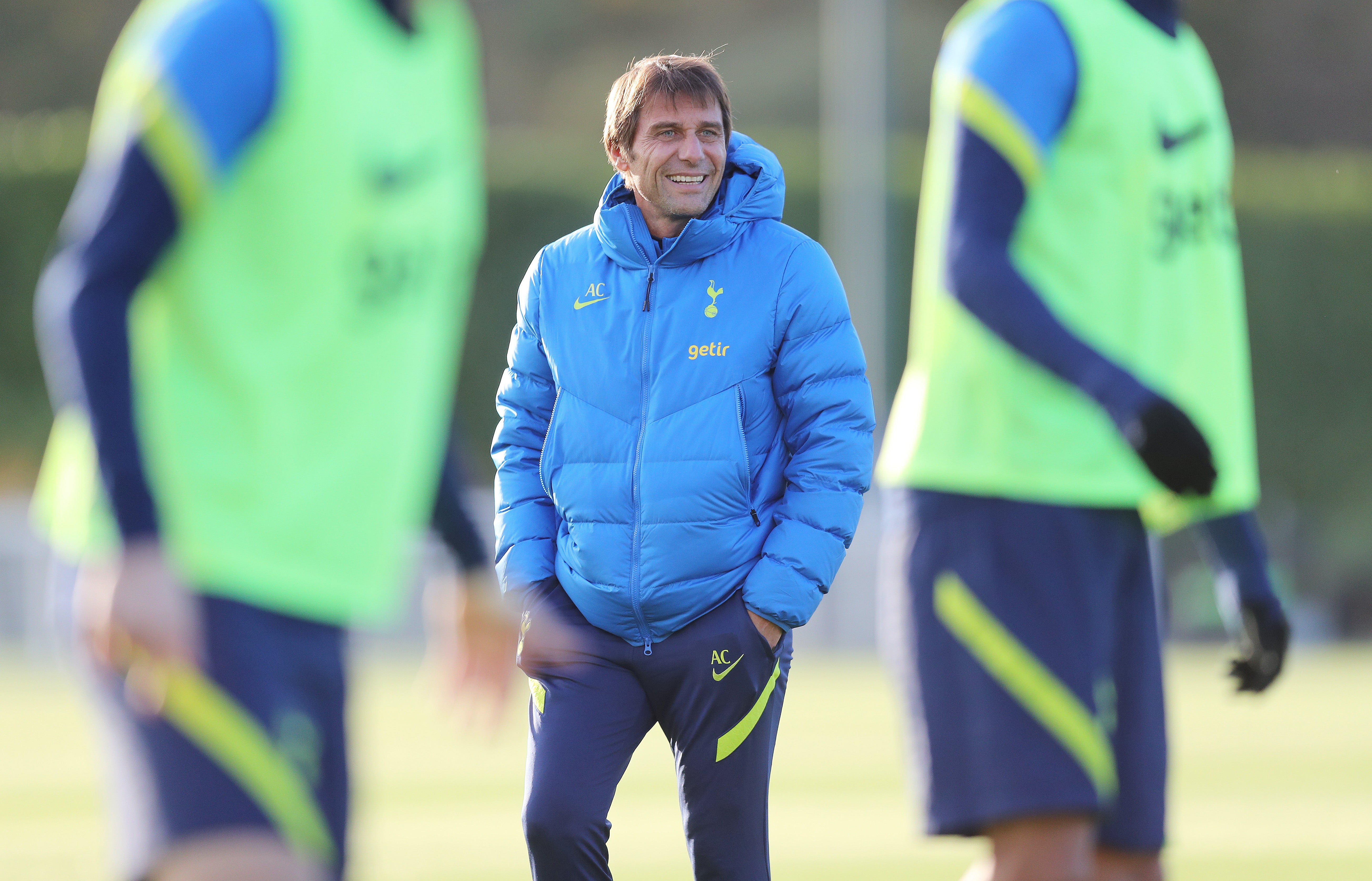 Antonio Conte oversees training at Tottenham