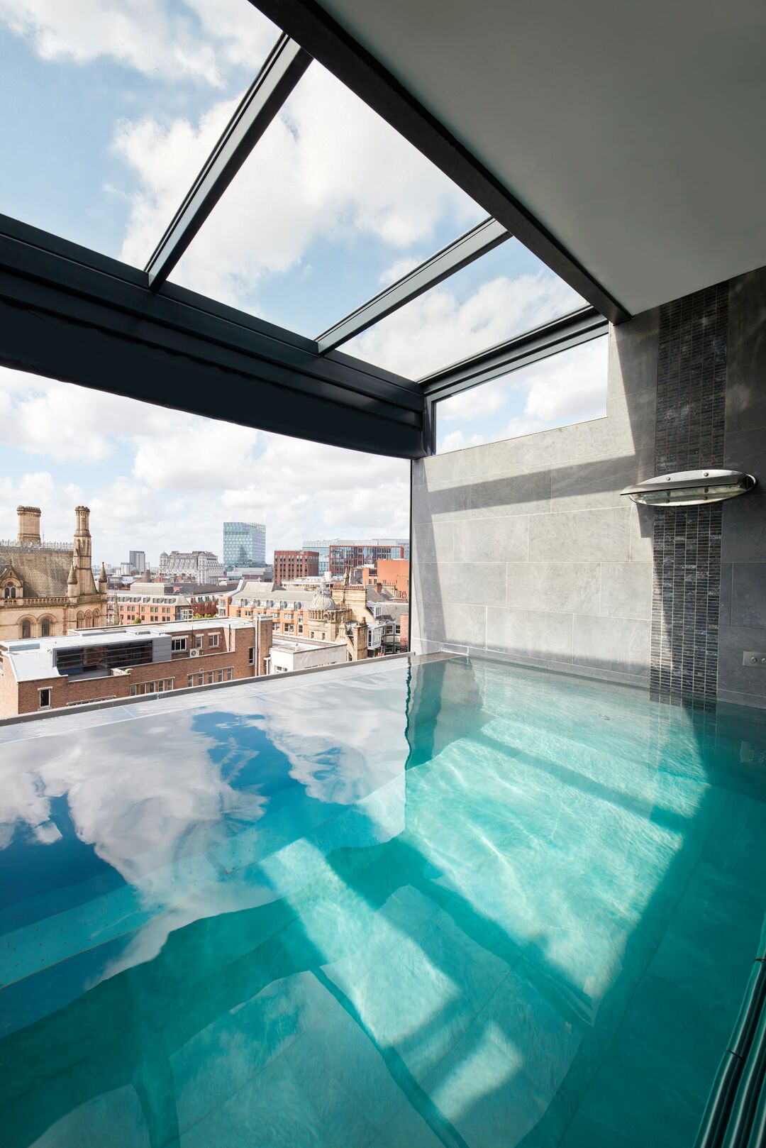 The rooftop pool at King Street Townhouse