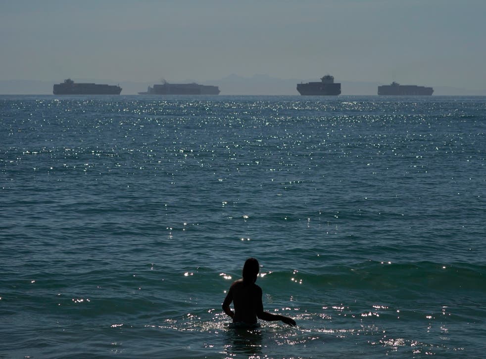 CALIFORNIA-PUERTOS