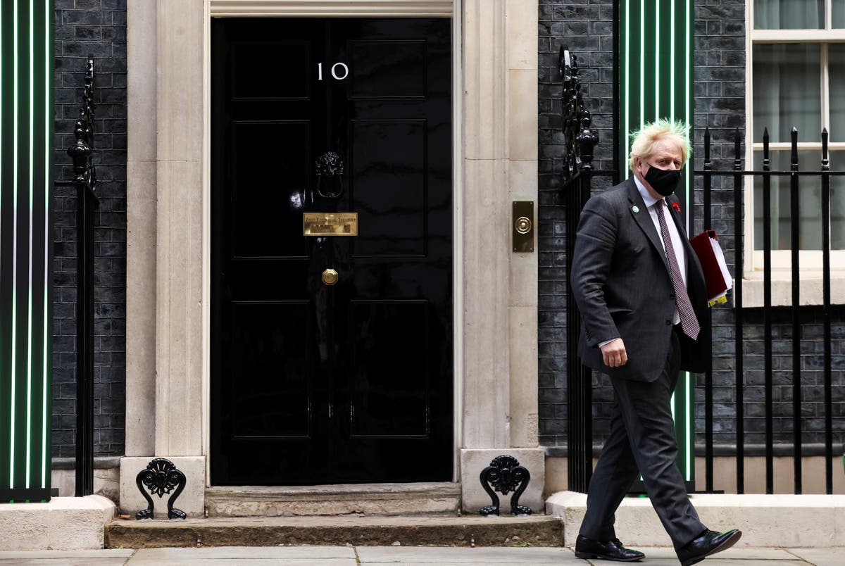 Owen Paterson vote &lsquo;very serious and damaging moment&rsquo; for politics, warns sleaze watchdog chief