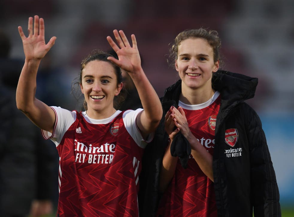 <p>Miedema and Evans have joined the Common Goal movement</p>