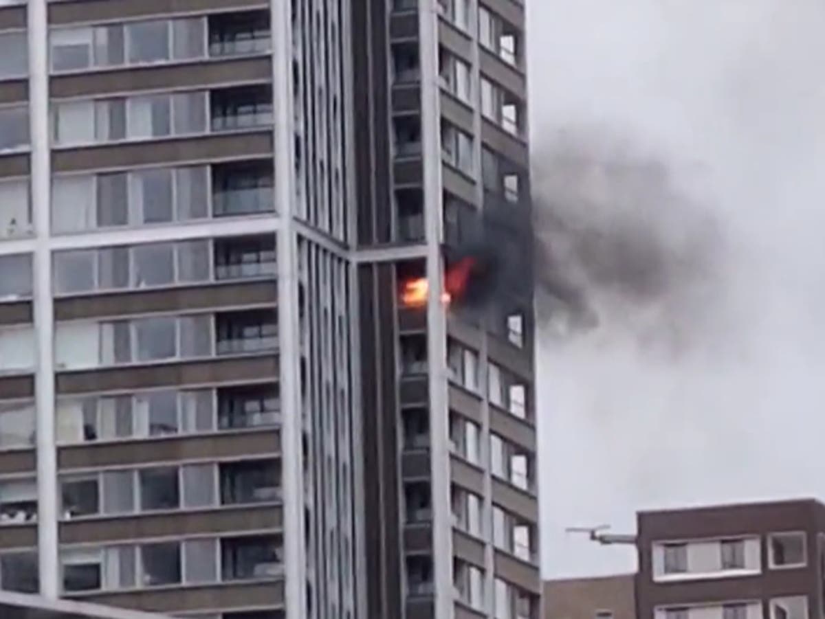 Elephant and Castle fire: Residents forced to flee tower block fire in south London