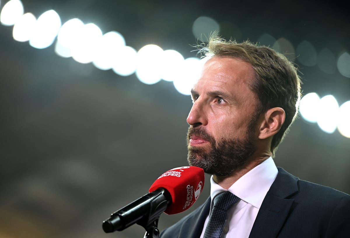 Gareth Southgate &lsquo;respects&rsquo; decision to hand England one-match stadium ban